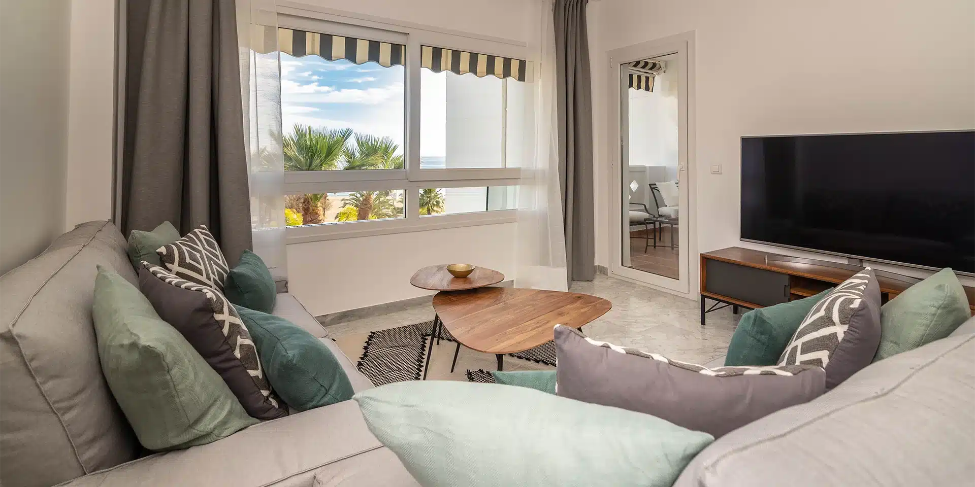 WHISPERING PALMS APARTMENT, Puerto Banús, Imagen 9