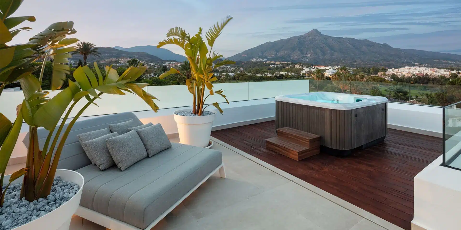 VILLA ALMOST HEAVEN, Nueva Andalucía, Imagen 2